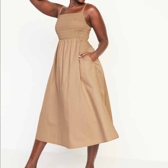 Old Navy Fit & Flare Sleeveless Cotton-Poplin Smocked-Bodice Midi Dress - Picture 2 of 6